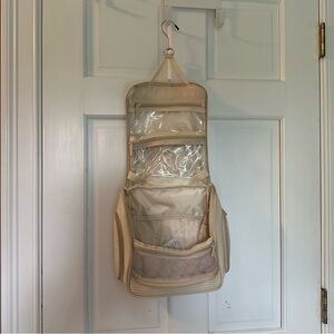 DEZI Cream Closet Accessories Organizer